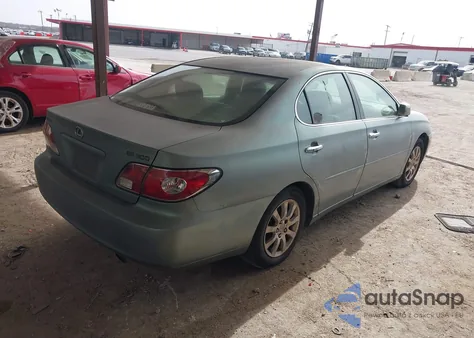 2002 Lexus Es 300 z USA, uszkodzony, nr VIN JTHBF30G920083631